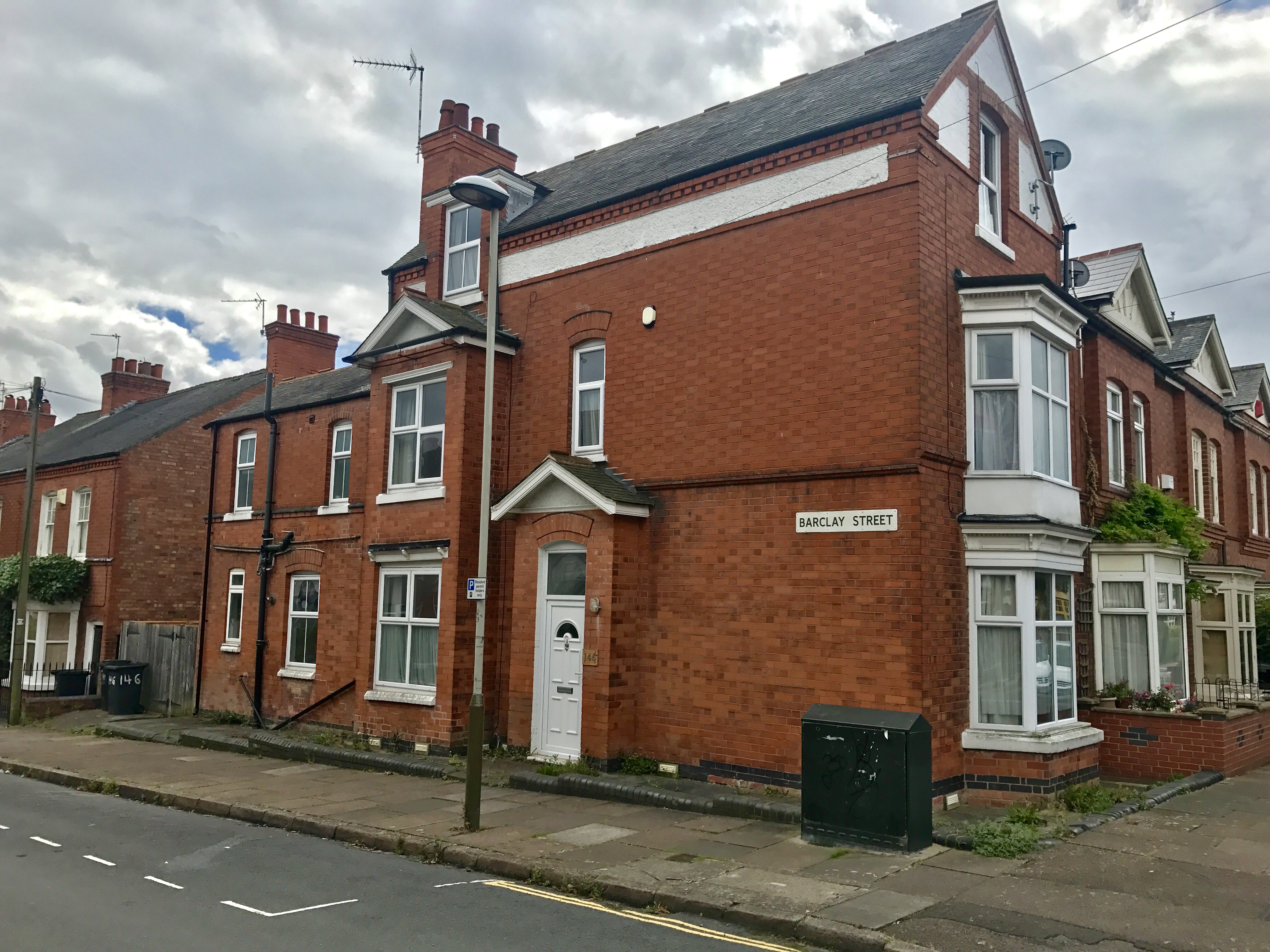 146barclaystreetexternal1.jpg Sulets