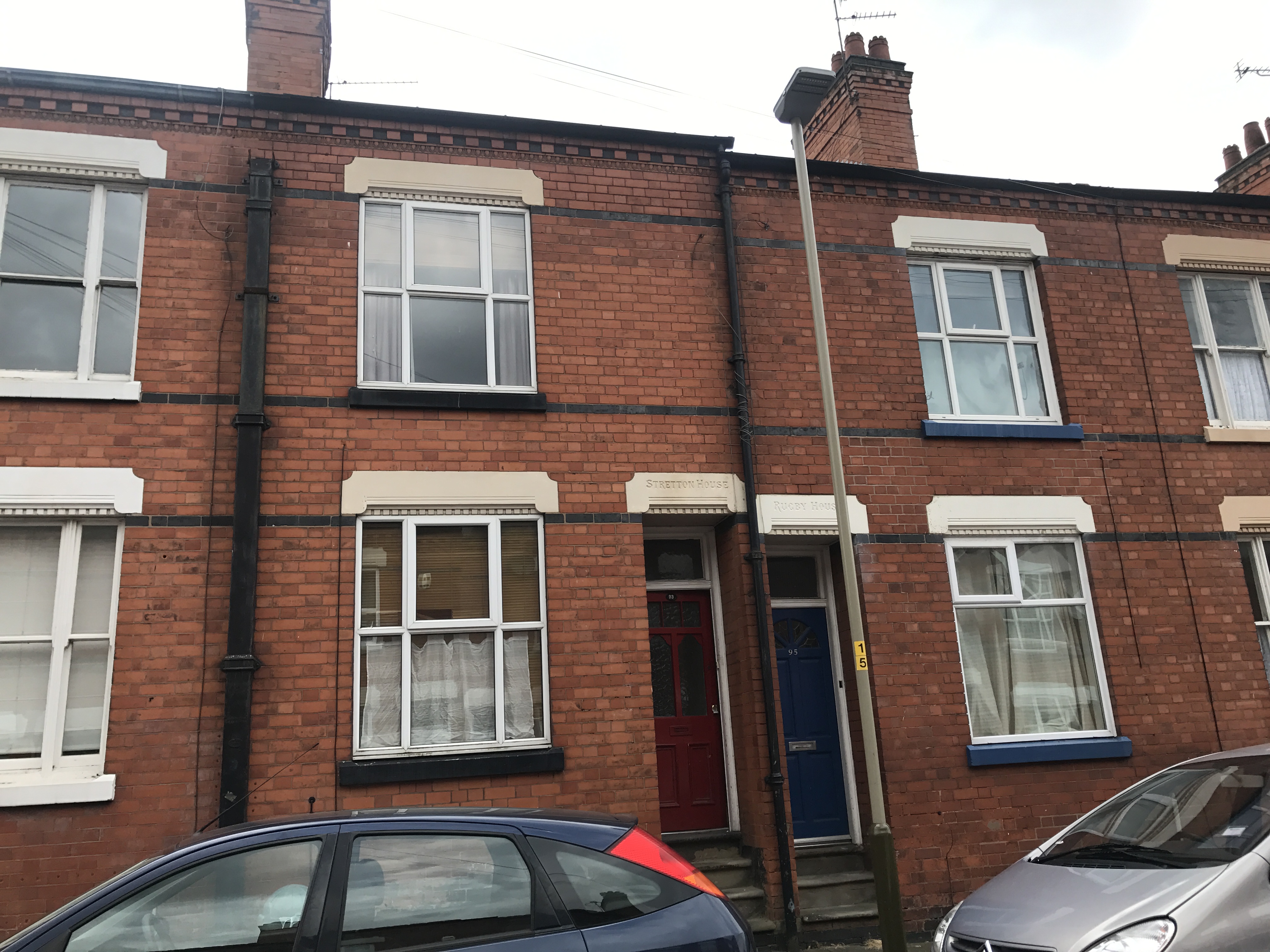 93howardroadexternal1.jpg Sulets